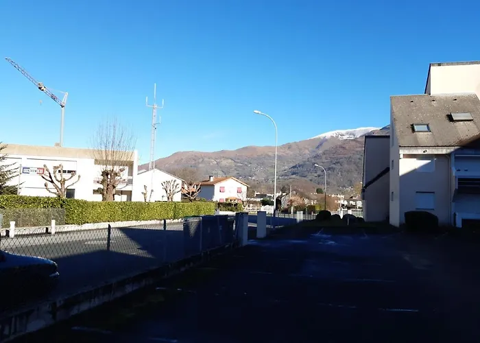 T2 Renove Rdc Quartier Pavillonnaire アパート